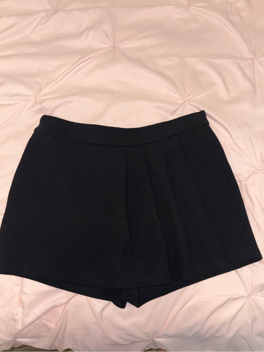 SHEIN Black Women's Skort Shorts with Front Pleat